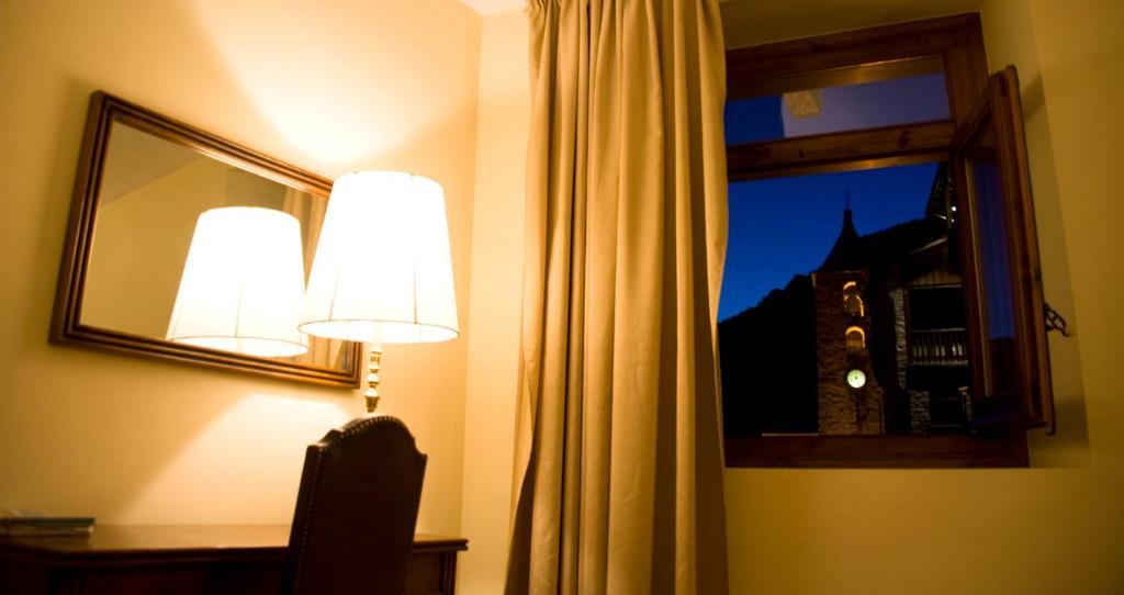 Hotel Santa Barbara De La Vall D'Ordino Room photo